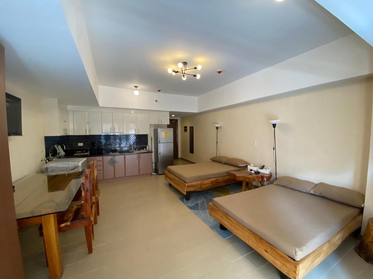 Spacious Condo In Venice Luxury Residences Taguig Luaran gambar